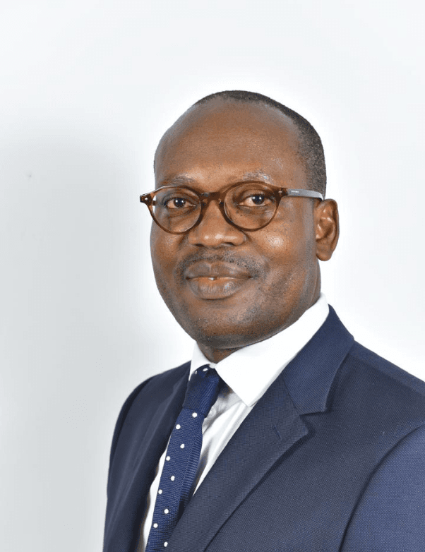 Portrait of Dr. Verlaine Issaka Dangnossi